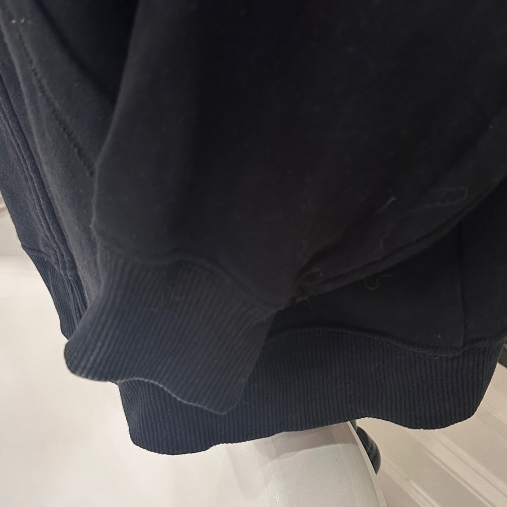 Hollister Black Zip-Up Hoodie - Picture 4 of 6